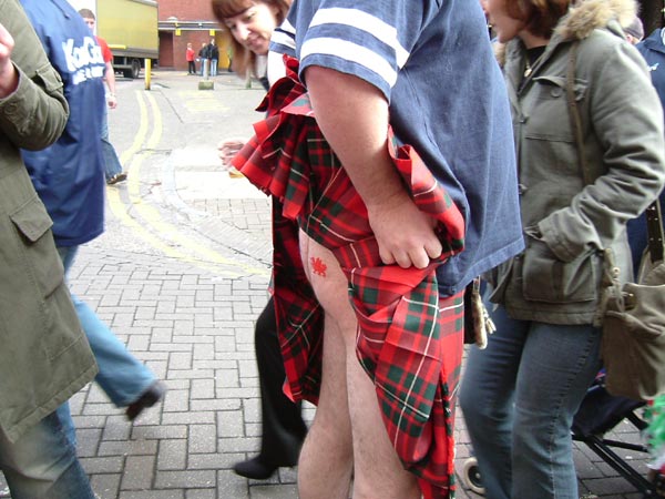 http://www.bigcardiff.co.uk/_images/misc/arse.jpg