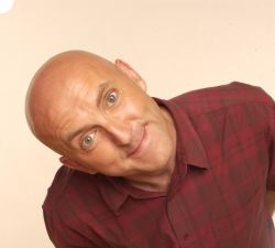 Lee Hurst: Man V Woman