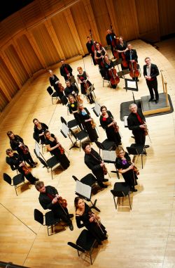Wynne Evans and The Welsh Sinfonia, Family Favourites