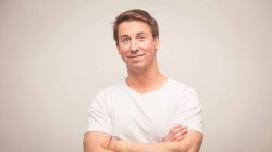 CARL HUTCHINSON - I KNOW I SHOULDN'T BEHAVE LIKE THIS