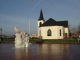 Norwegian Church & Captain Scott Statue